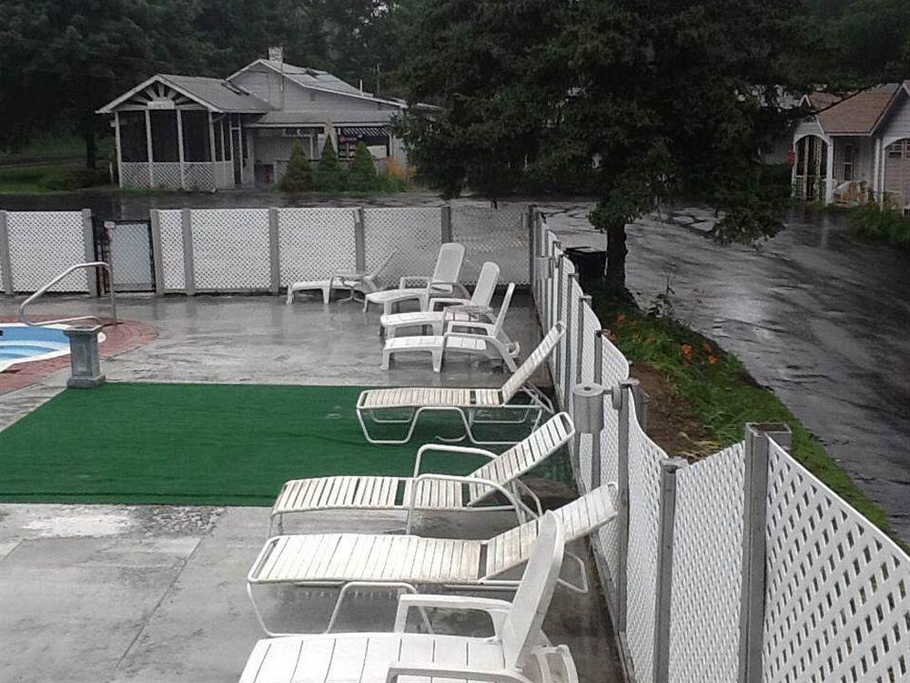King Hendrick Motel And Suites Lake George Ngoại thất bức ảnh